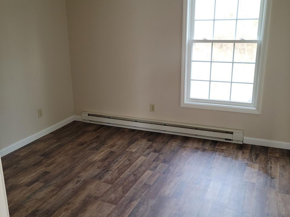 2nd image of 60 Kenrick Pl
