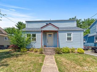 15 Netherwood Ave, Piscataway, NJ 08854