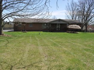 3228 Old Mill Rd NE, Lancaster, OH 43130