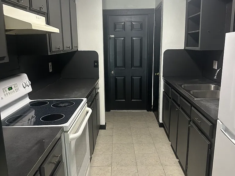1644 Clear Lake Ave #B — Photo 8