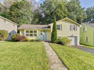 72 Burley Rd, Rochester, NY 14612