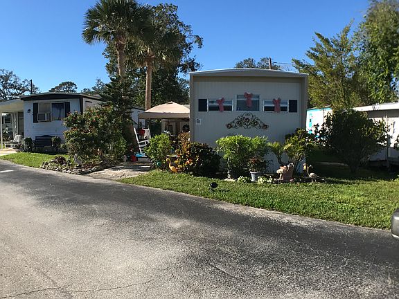 2nd image of 130 Matthew Cir