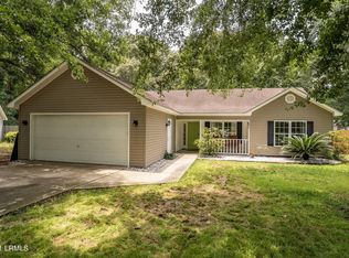 12 Wellena Ct, Beaufort, SC 29906