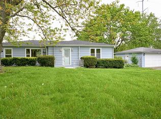 1740 N McAree Rd, Waukegan, IL 60087