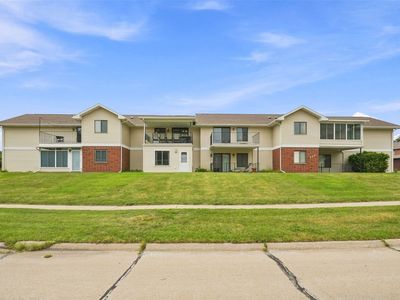 860 Edward Ct SE APT 105, Cedar Rapids, IA, 52403