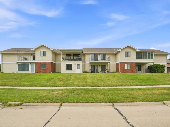 860 Edward Ct SE APT 105, Cedar Rapids, IA 52403