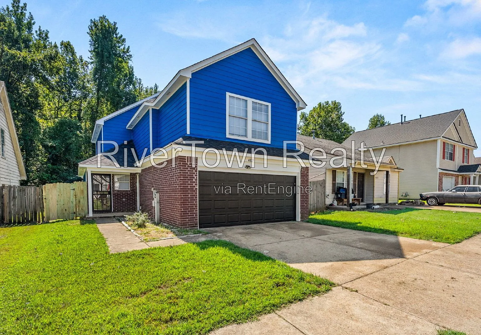 4 bed, 2.5 bath, 1832 sqft, $1,895 — Photo 1