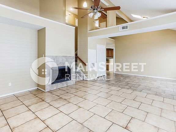 5th image of 1817 Medina Dr