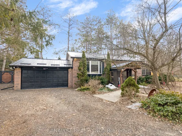 19 Pine Park Blvd, Adjala Tosorontio, ON L0M 1J0