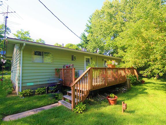 5th image of 3025 Lakeshore Ave
