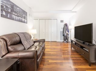 88 Greenwich St APT 1019, New York, NY 10006