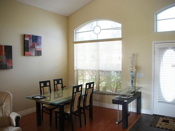 4th image of 716 Hardwood Cir