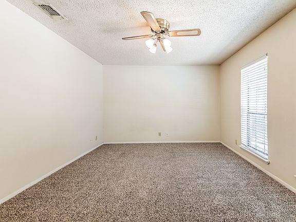 4th image of 808-806 W Belden St Unit 808