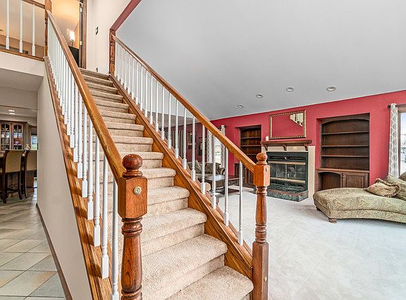 3rd image of 4326 Annandale Ln