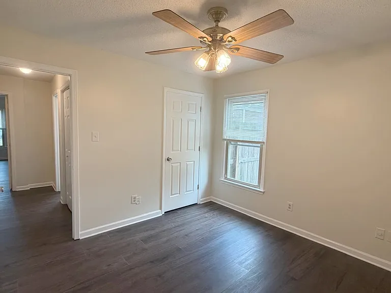 7472 Hedgington Dr — Photo 13