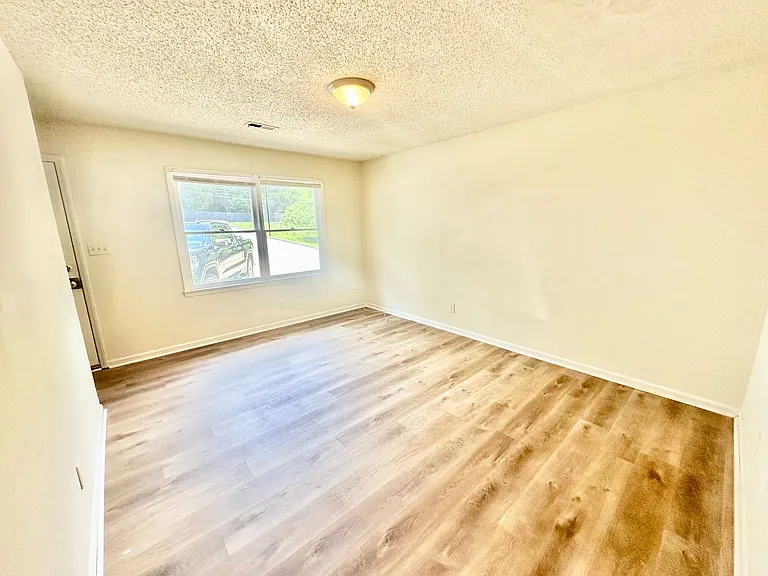 816-3 Lucas Stmbx — Photo 10