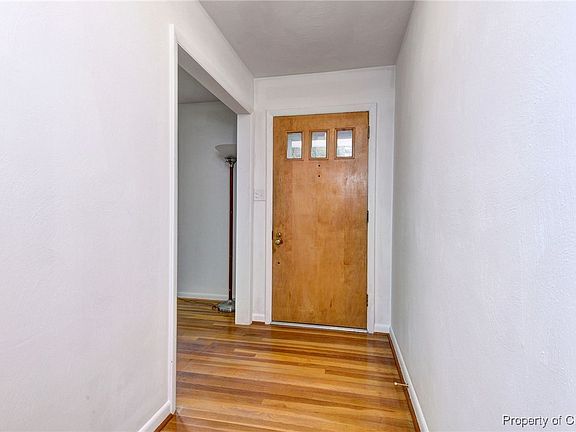 2nd image of 422 Skipjack Rd