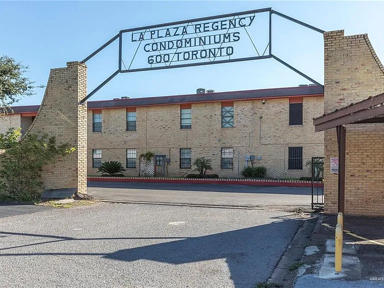 600 Toronto Ave #14 — Photo 1