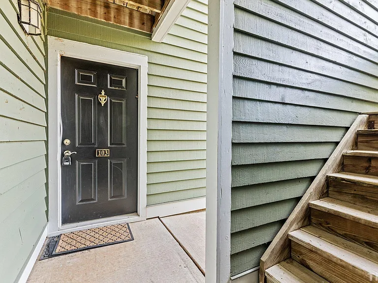 1201 Westview Ln #101 — Photo 4
