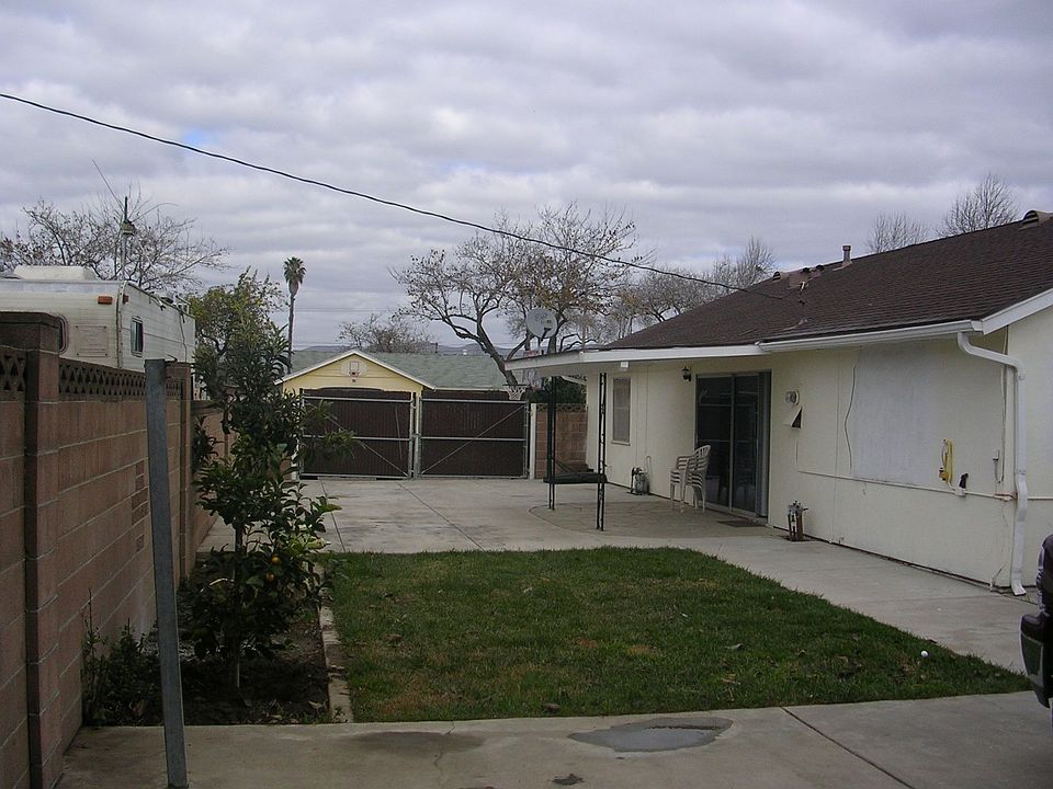 2nd image of 533 N Concepcion Ave