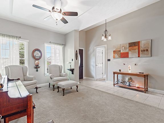 5th image of 16318 Quartz Dr