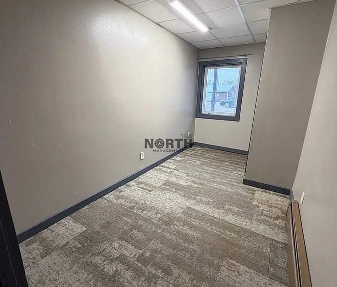 910 34th Ave W #W — Photo 35