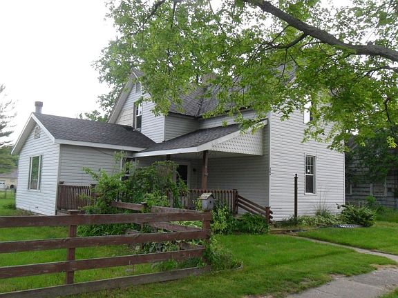 3rd image of 304 S Green St