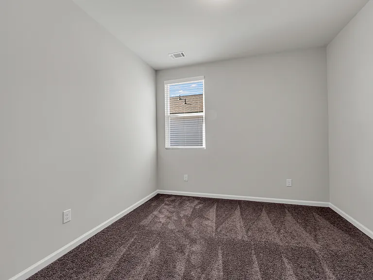 1331 Creekview Ln — Photo 35