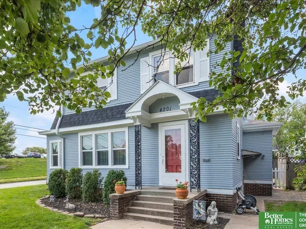 4201 Pine St, Omaha, NE 68105