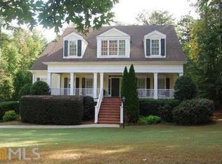115 Highgrove Dr, Fayetteville, GA 30215