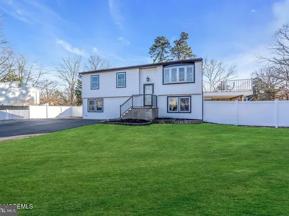 234 Long Branch Ave, Bayville, NJ 08721