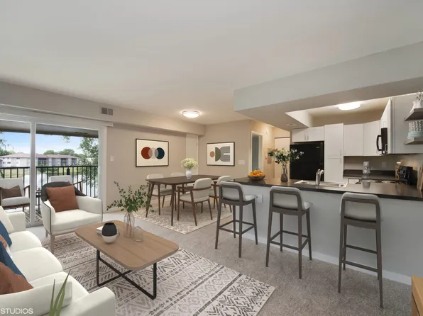 7 Pointe Apartments