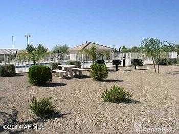 1st image of 10870 W Beaubien Dr
