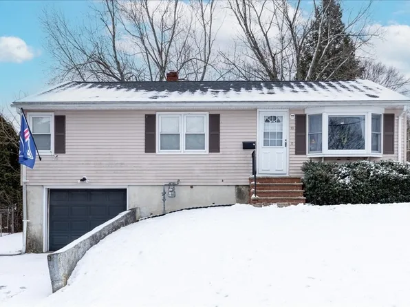 10 Cleveland St, Lawrence, MA 01843