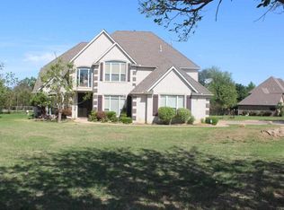 2 NW Winding Creek Rd, Lawton, OK 73505