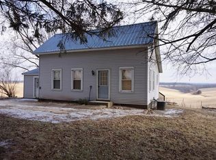 1168 Nature Rd, Greeley, IA 52050