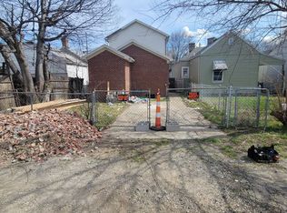 126 N 26th St, Louisville, KY 40212