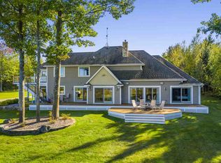 5335 Castle Shores Dr, Charlevoix, MI 49720