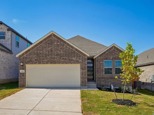 1242 Nikos Hollow, San Antonio, TX 78245
