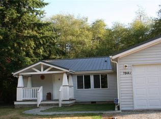 7044 Cultus Bay Rd, Clinton, WA 98236