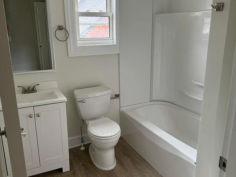34 W Franklin St #3 — Photo 3