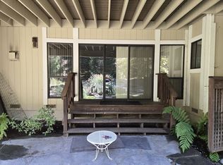 18389 Jayhawk Dr, Penn Valley, CA 95946