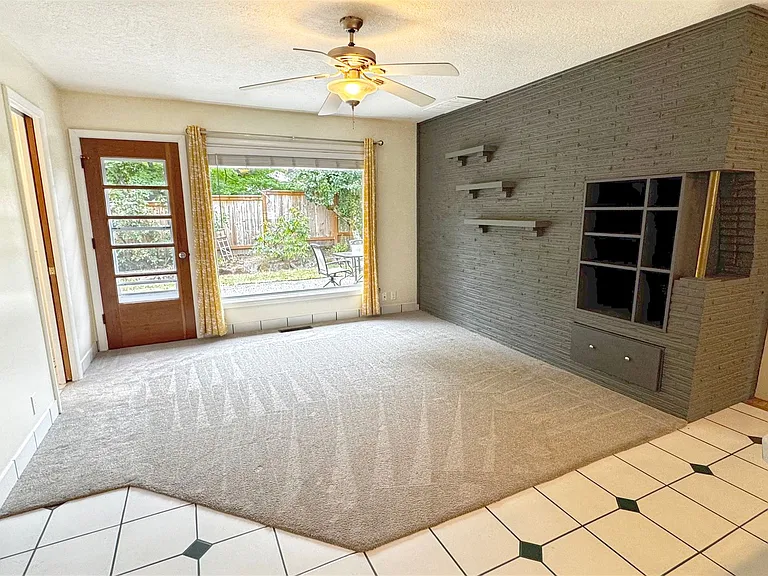 1480 SW Huntington Ave — Photo 4