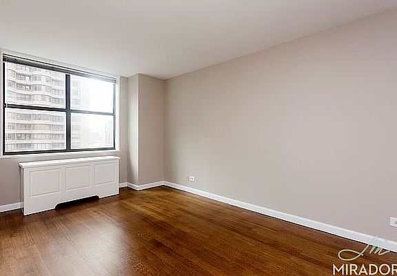 5th image of 330 E 39th St APT 15B