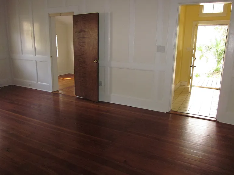 734 NE 3rd Ave #1 — Photo 4