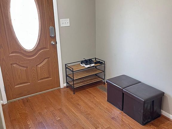 3rd image of 6311 Hillary Ct