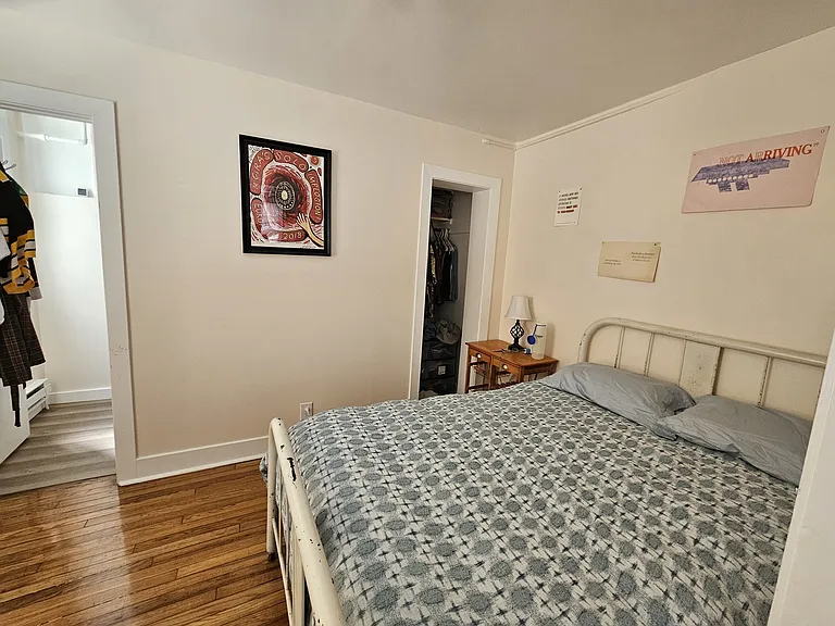 7328 N Honore St #1 — Photo 5