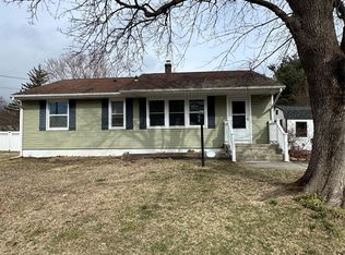 22 Putnam Rd, Fishkill, NY 12524