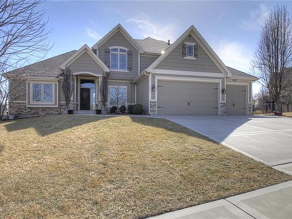 2nd image of 4105 NW 76th Ter