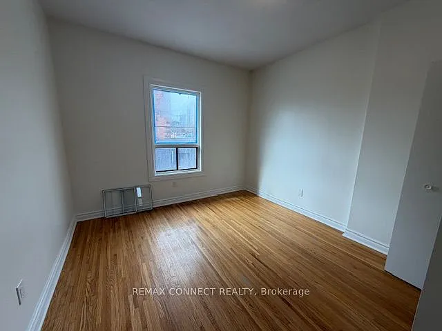 267 Catharine St N #2 — Photo 10